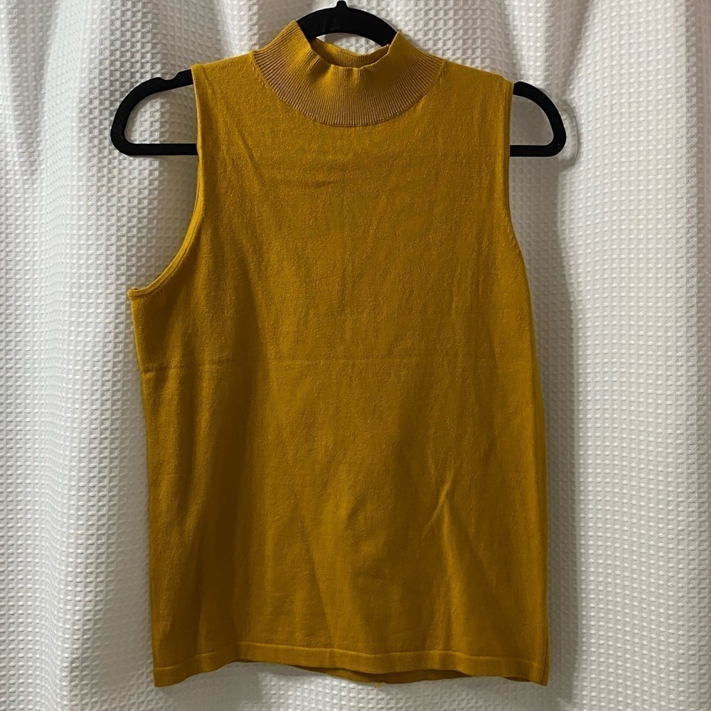 NWOT AT Factory Mock Neck Tank
